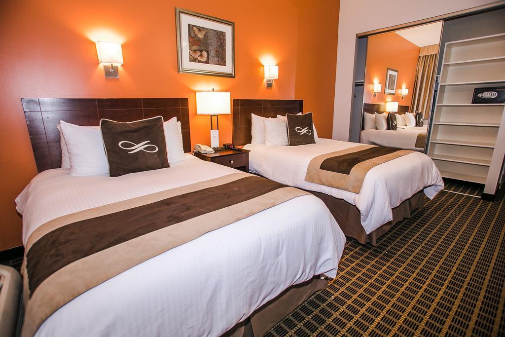 Pointe Plaza Hotel (Adults Only) New York City Exterior photo